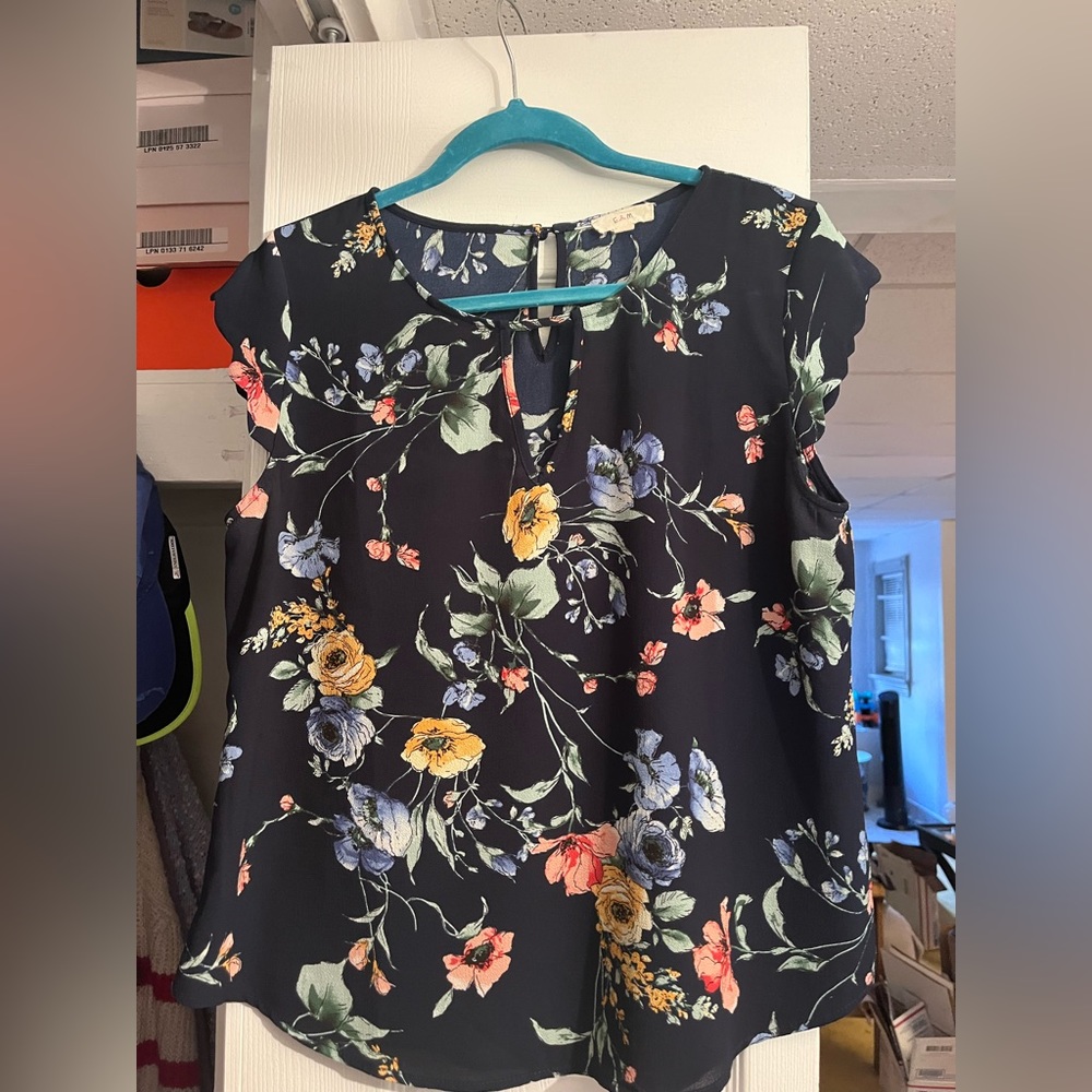 💜Cute L Blouse!